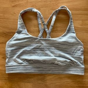 Lululemon Strappy Sports Bra Size 6